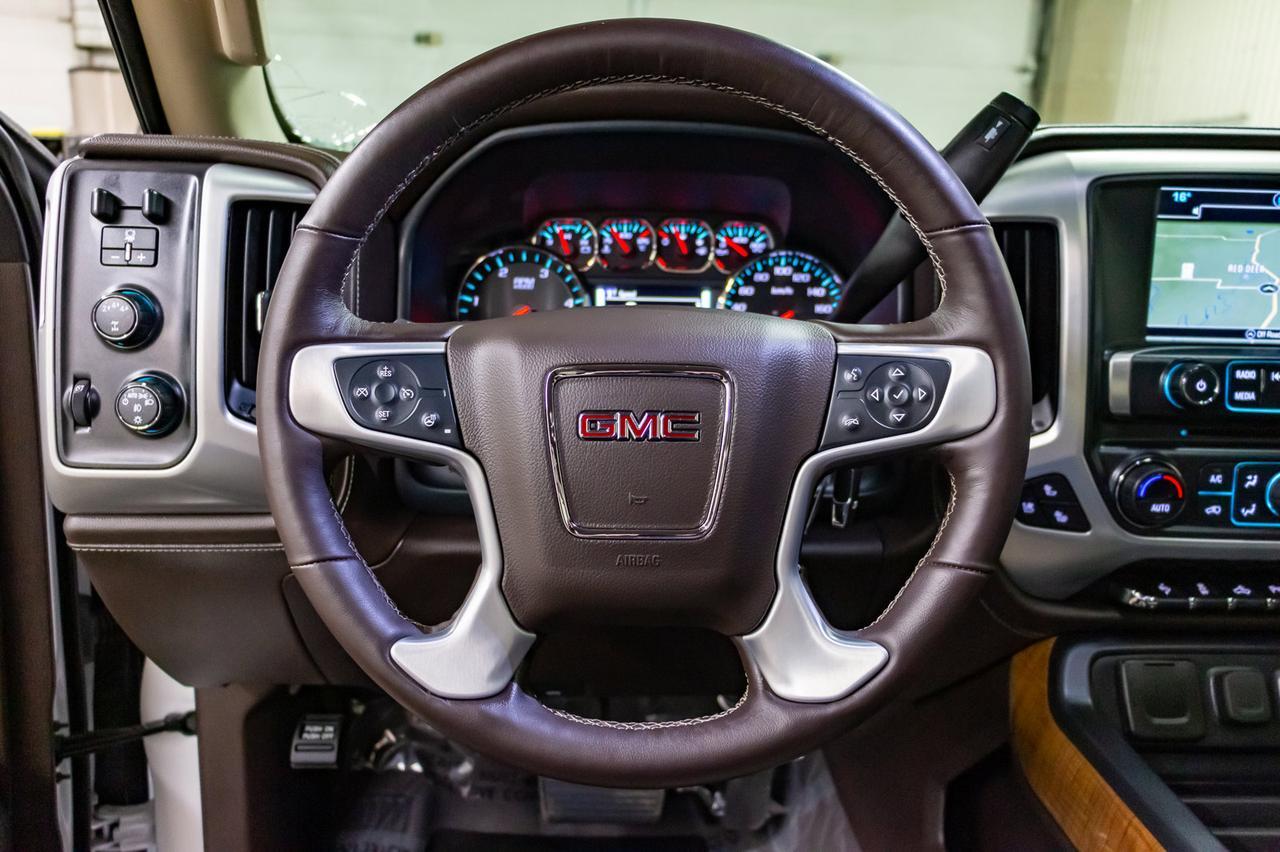 2019 GMC Sierra 3500HD 4x4 Crew Cab SLT Z71 Diesel 6" Lift Leather Roof Nav Red Deer AB