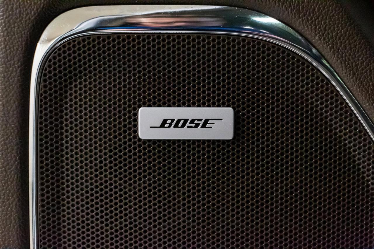 2019 GMC Sierra 3500HD 4x4 Crew Cab SLT Z71 Diesel 6" Lift Leather Roof Nav Red Deer AB