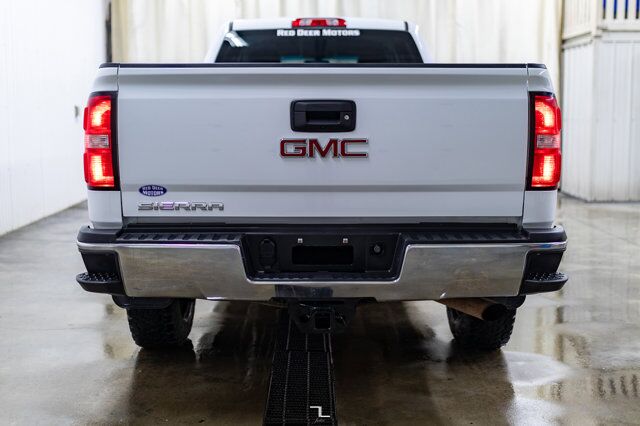 2019 GMC Sierra 3500HD 4x4 Crew Cab WT Longbox PSeat BCam Red Deer AB