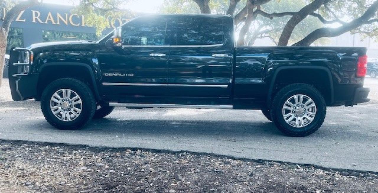 2019 GMC Sierra 3500HD Denali
