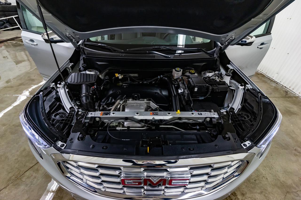 2019 GMC Terrain AWD Denali Leather Roof Nav BCam Red Deer AB