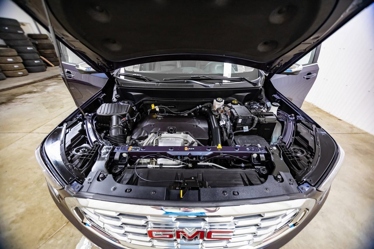 2019 GMC Terrain AWD Denali Leather Roof Nav Red Deer AB