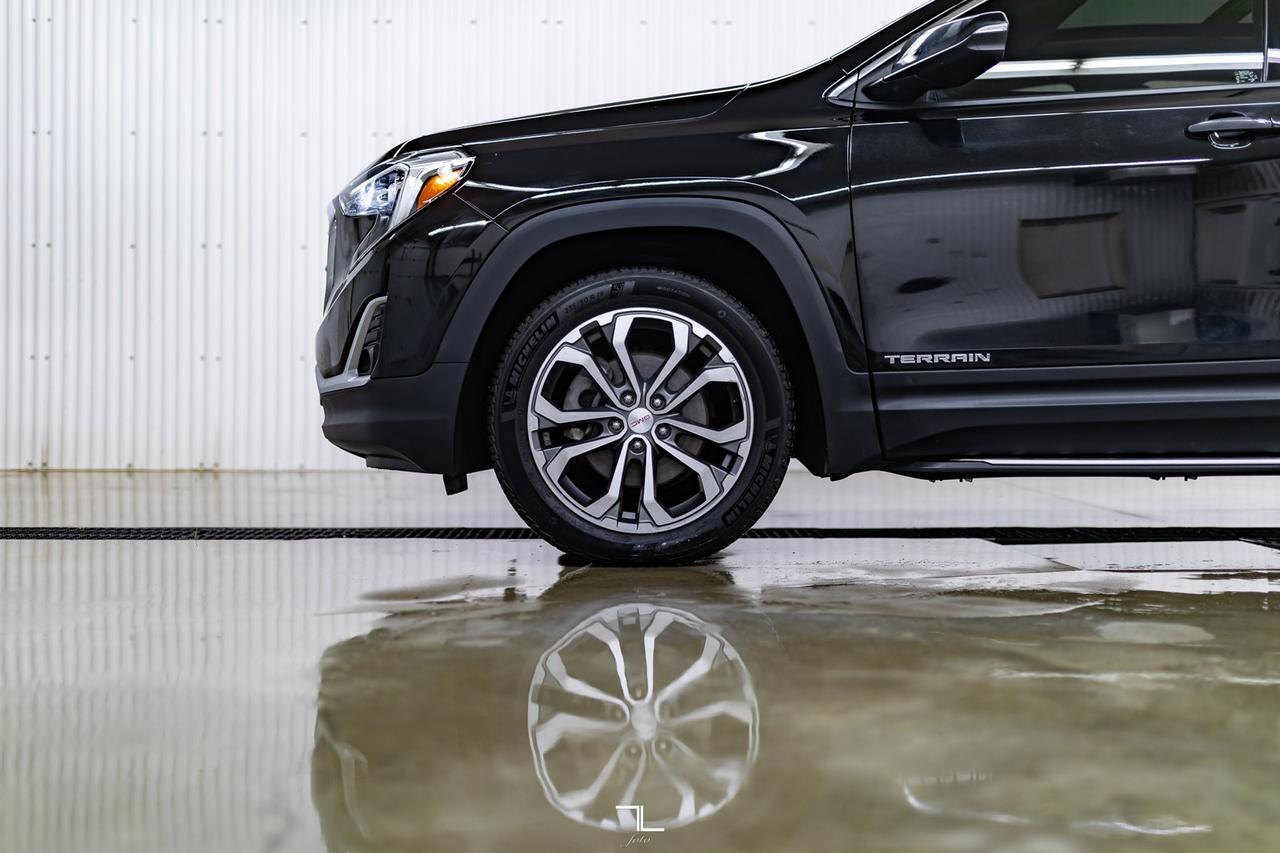 2019 GMC Terrain AWD SLT Leather Roof Nav BCam Red Deer AB