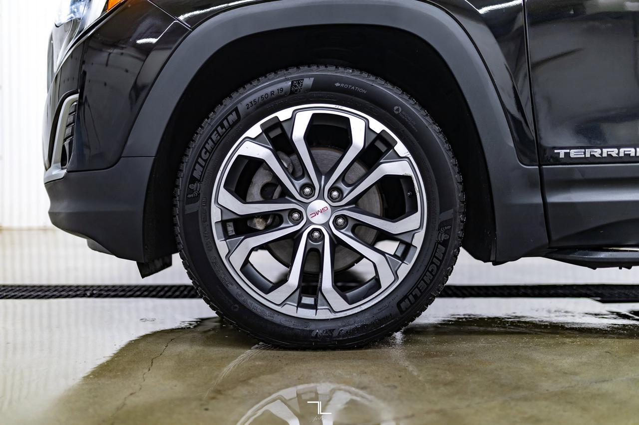 2019 GMC Terrain AWD SLT Leather Roof Nav BCam Red Deer AB