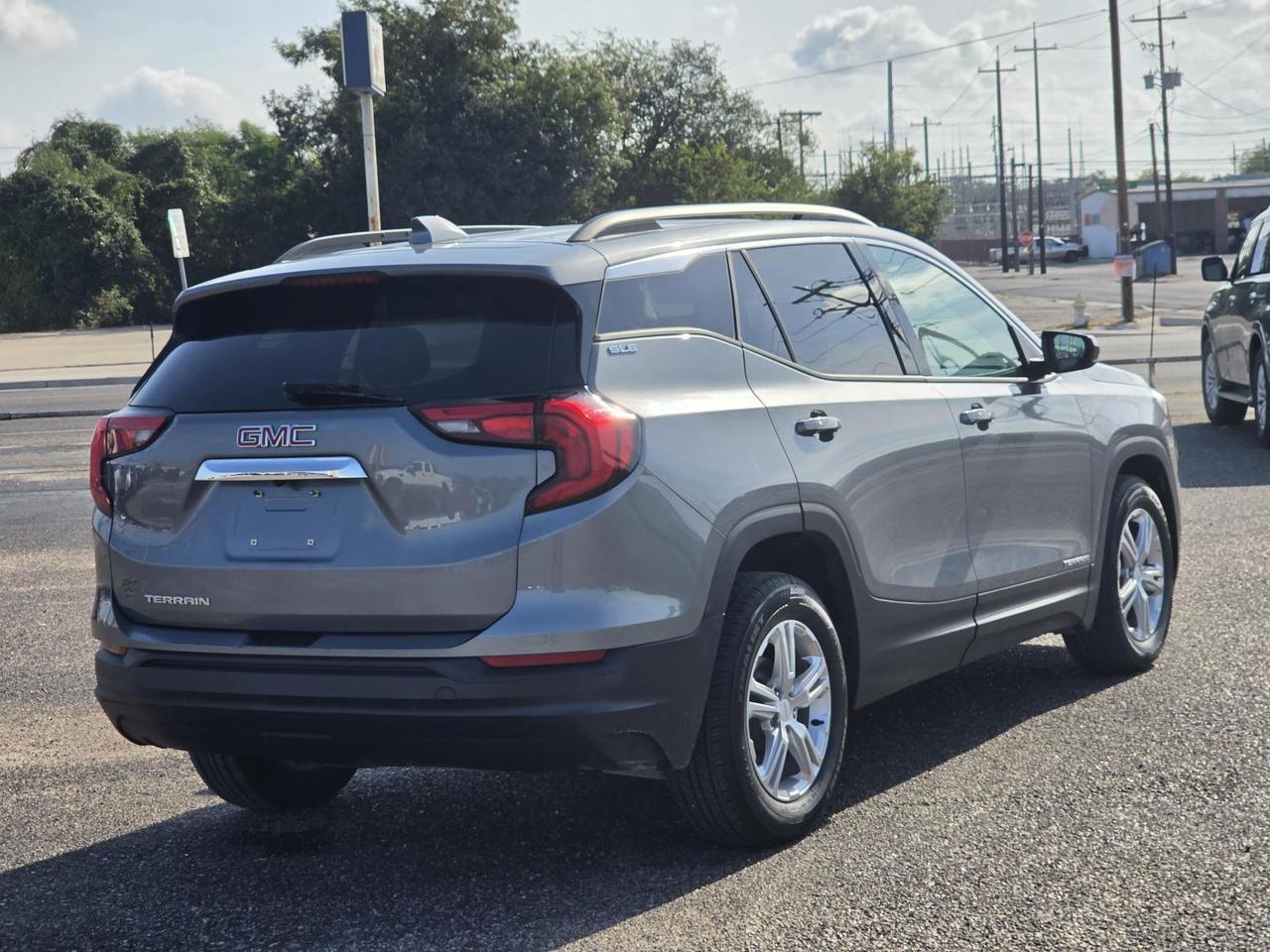2019 GMC Terrain FWD 4dr SLE Beeville TX
