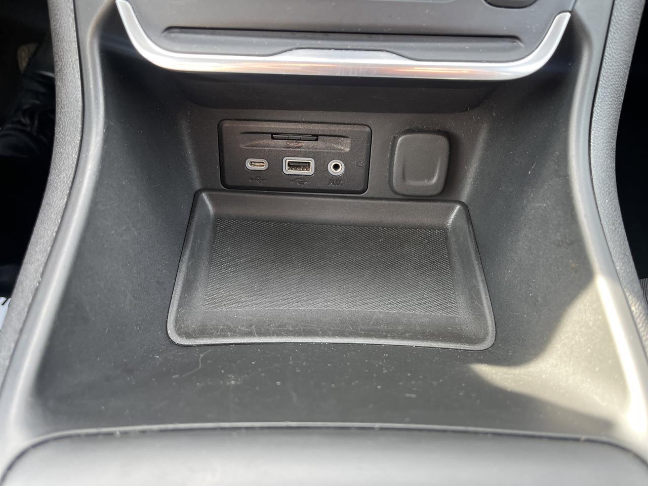 2019 GMC Terrain SLT AWD 2.0T Info2 PreferredPkgs w/Nav 19s Bose Hands-FreePwrLiftgate HtdSteeringWheel HtdMemLthr Saukville WI