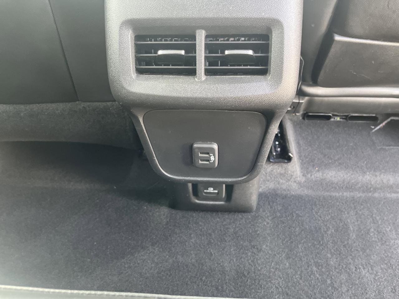 2019 GMC Terrain SLT AWD 2.0T Info2 PreferredPkgs w/Nav 19s Bose Hands-FreePwrLiftgate HtdSteeringWheel HtdMemLthr Saukville WI