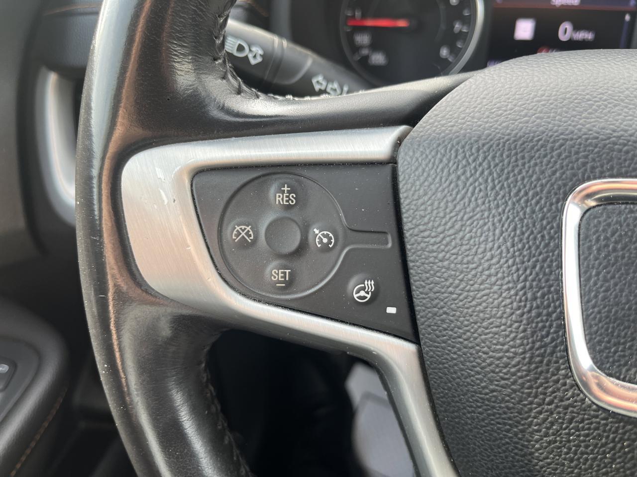 2019 GMC Terrain SLT AWD 2.0T Info2 PreferredPkgs w/Nav 19s Bose Hands-FreePwrLiftgate HtdSteeringWheel HtdMemLthr Saukville WI