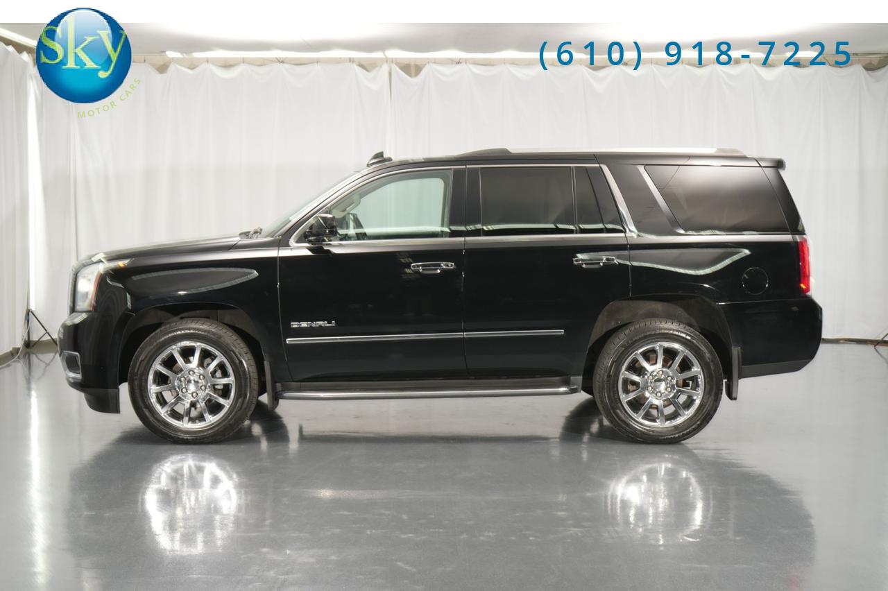 2019 GMC Yukon 4WD Denali 7-PASSENGER REAR ENTERTAINMENT