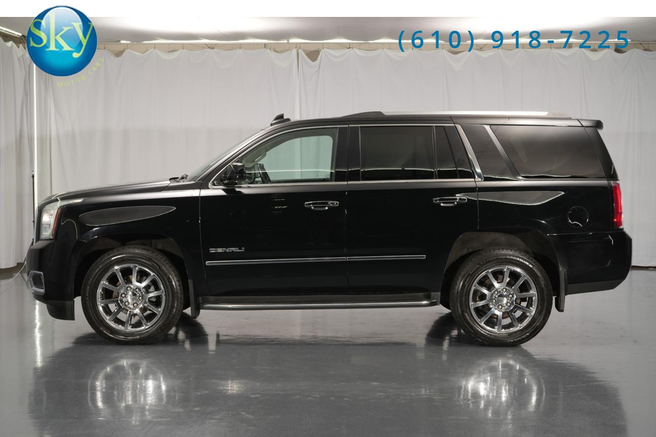 2019 GMC Yukon 4WD Denali 7-PASSENGER REAR ENTERTAINMENT