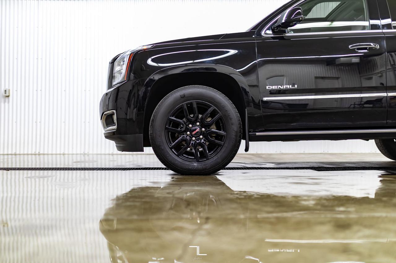 2019 GMC Yukon AWD Denali Leather Roof Nav BCam Red Deer AB