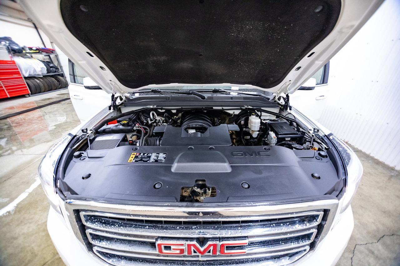 2019 GMC Yukon AWD SLT Leather Roof Nav BCam Red Deer AB