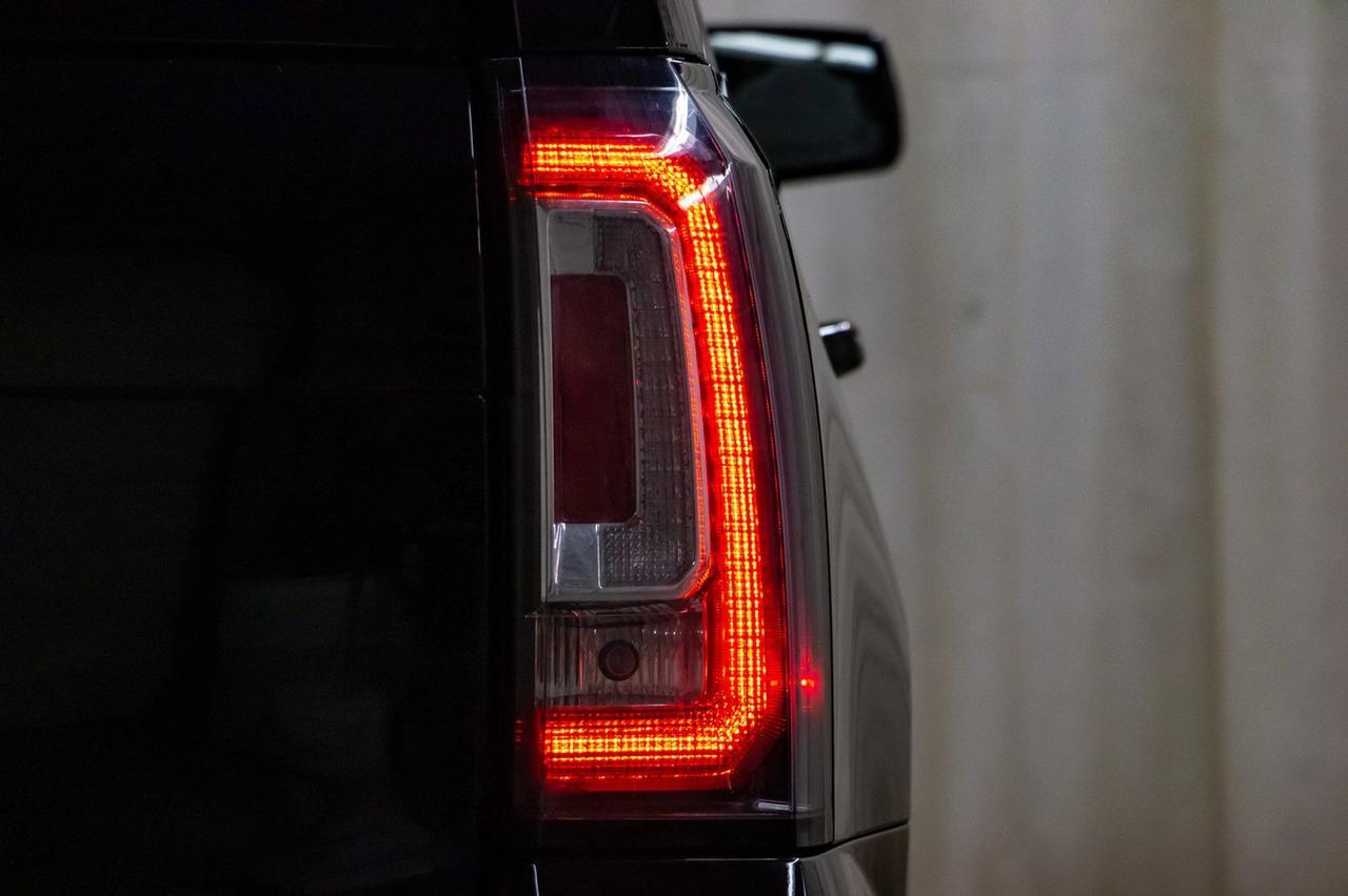 2019 GMC Yukon AWD SLT Leather Roof Nav DVD Red Deer AB