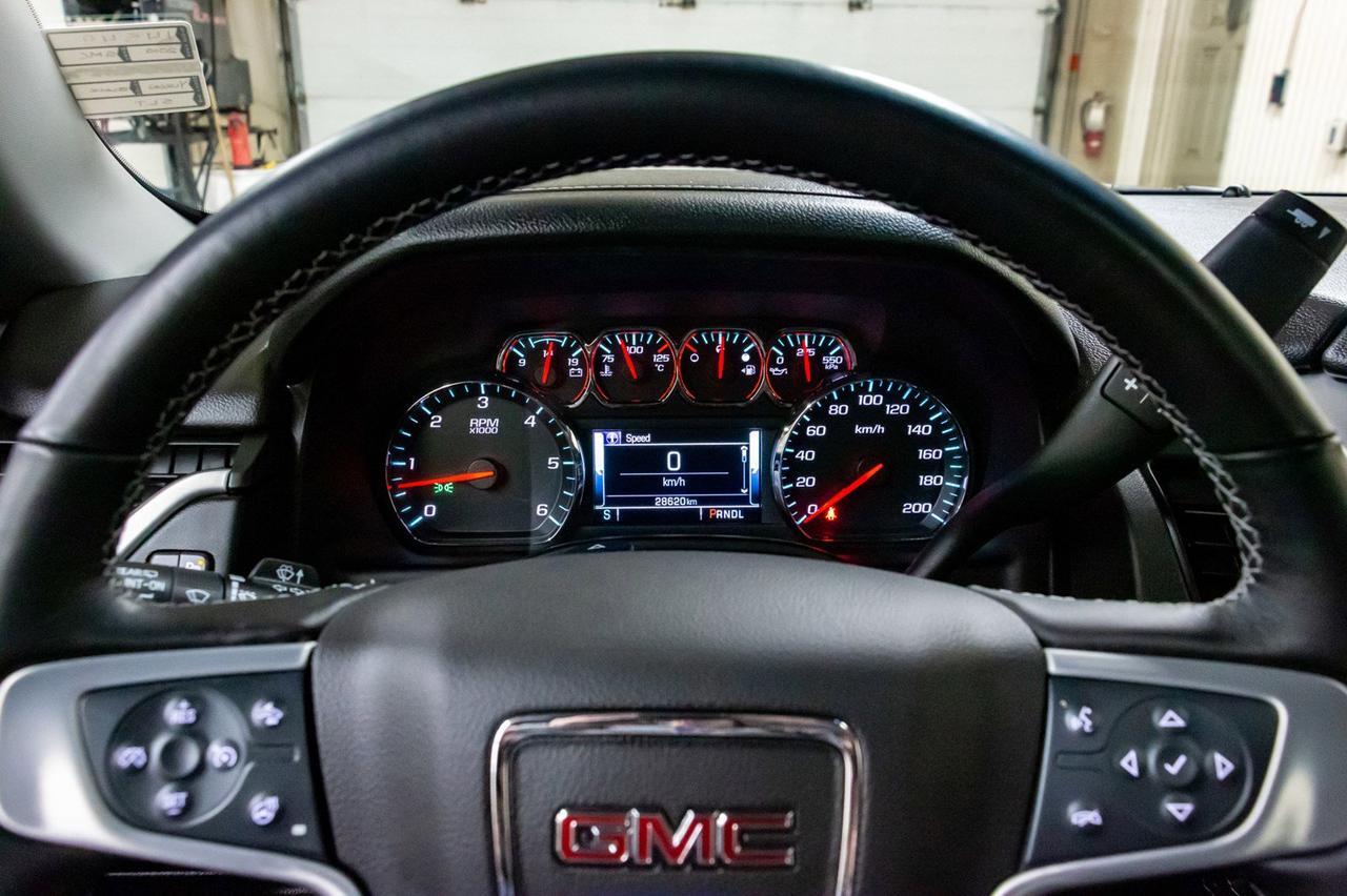 2019 GMC Yukon AWD SLT Leather Roof Nav DVD Red Deer AB