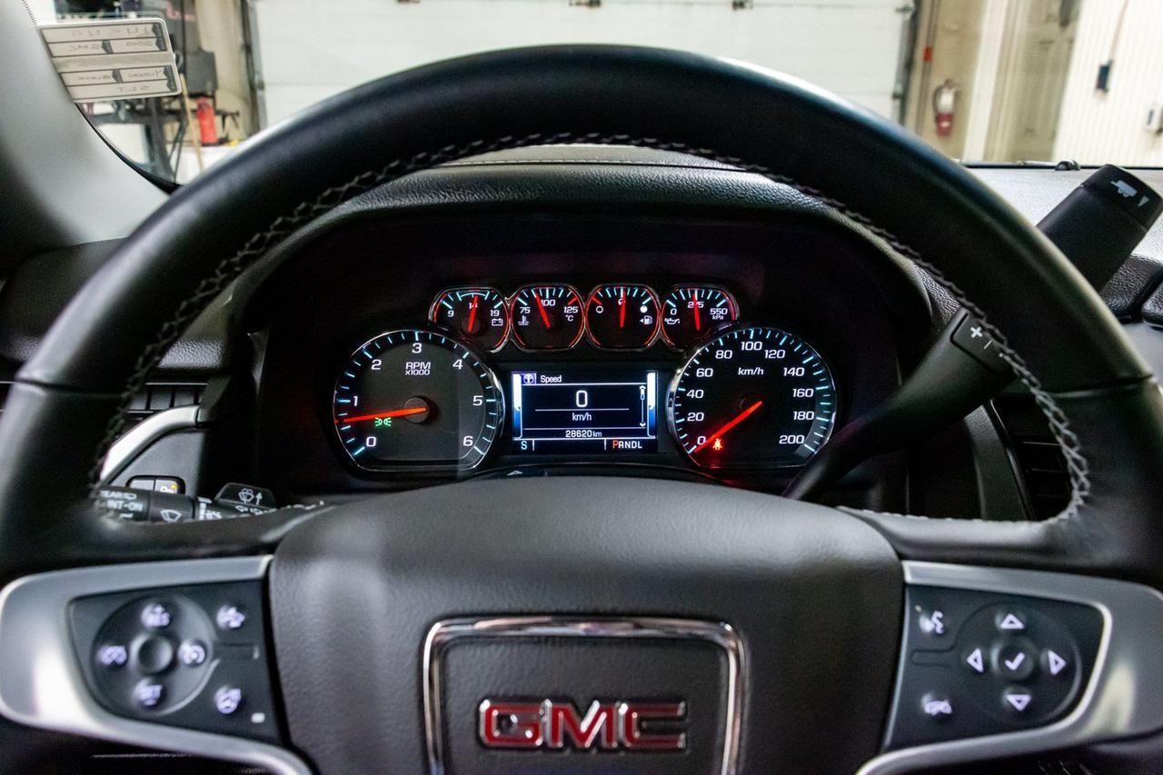 2019 GMC Yukon AWD SLT Leather Roof Nav DVD Red Deer AB