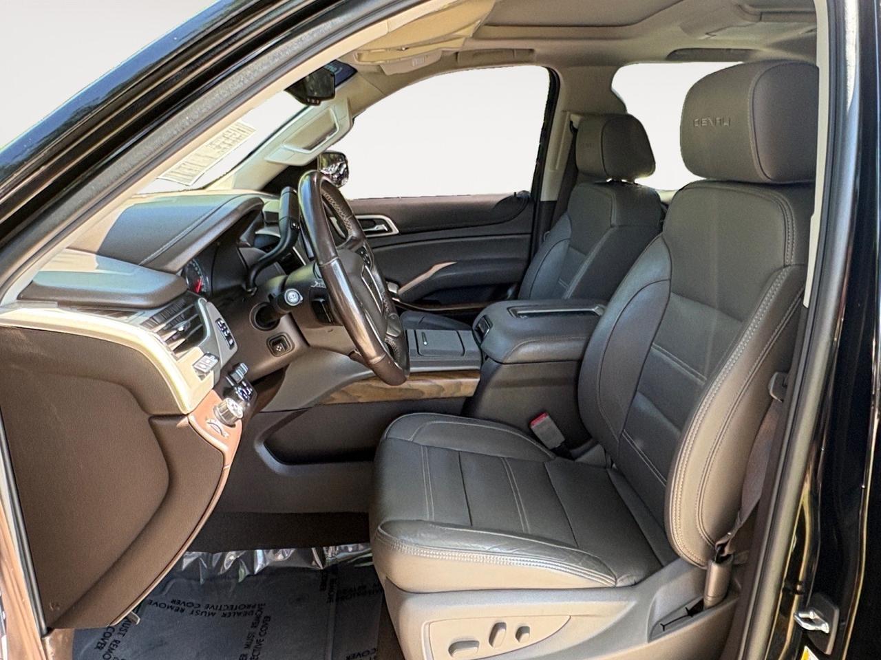 2019 GMC Yukon Denali, HEADS UP DISPLAY, HEATED/VENTILATED SEATS, SUNROOF, APPLE CARPLAY/ANDROID AUTO, TOW PACKAGE, POWER LIFTGATE, POWER 3RD ROW, FORWARD COLLISION, LANE KEEP ASSIST, POWER LIFTGATE, HEATED REAR SEATS, CLEAN CARFAX, YOUKON TAKE THIS HOME TODAY! Virginia Beach VA