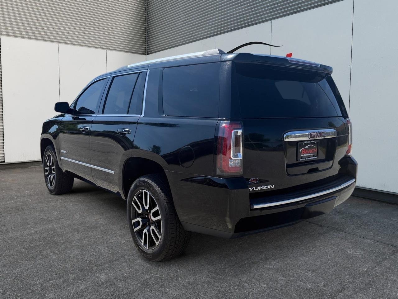 2019 GMC Yukon Denali, HEATED/VENTILATED SEATS, BOSE SPEAKERS, UNIVERSAL GARAGE DOOR OPENER, SUNROOF, APPLE CARPLAY/ANDROID AUTO, LUGGAGE RACK, TOW PACKAGE, POWER LIFTGATE, 3RD ROW, REMOTE START, POWER FOLDING MIRRORS, POWER LIFTGATE, HEATED REAR SEATS, CLEAN CARFA Norfolk VA