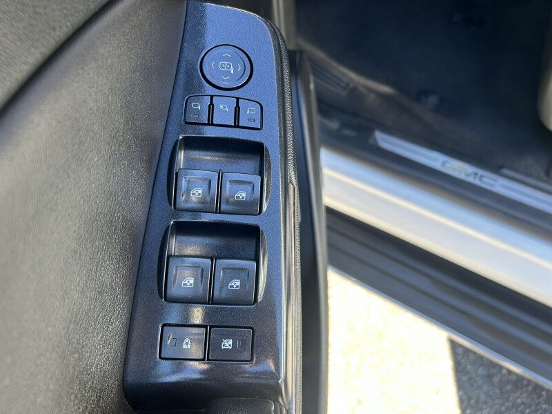 2019 GMC Yukon SLT Webster MA
