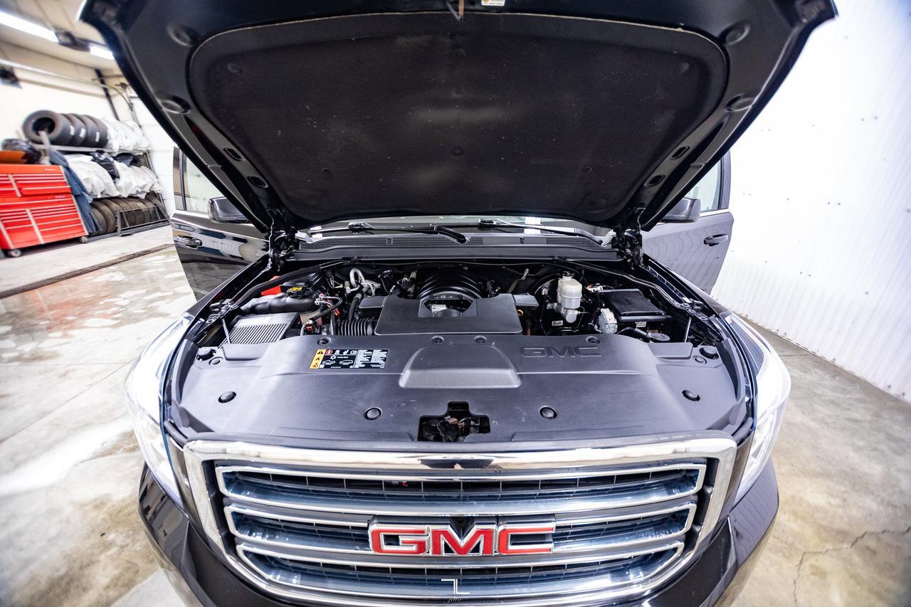 2019 GMC Yukon XL AWD SLE BCam 8 Passenger Red Deer AB