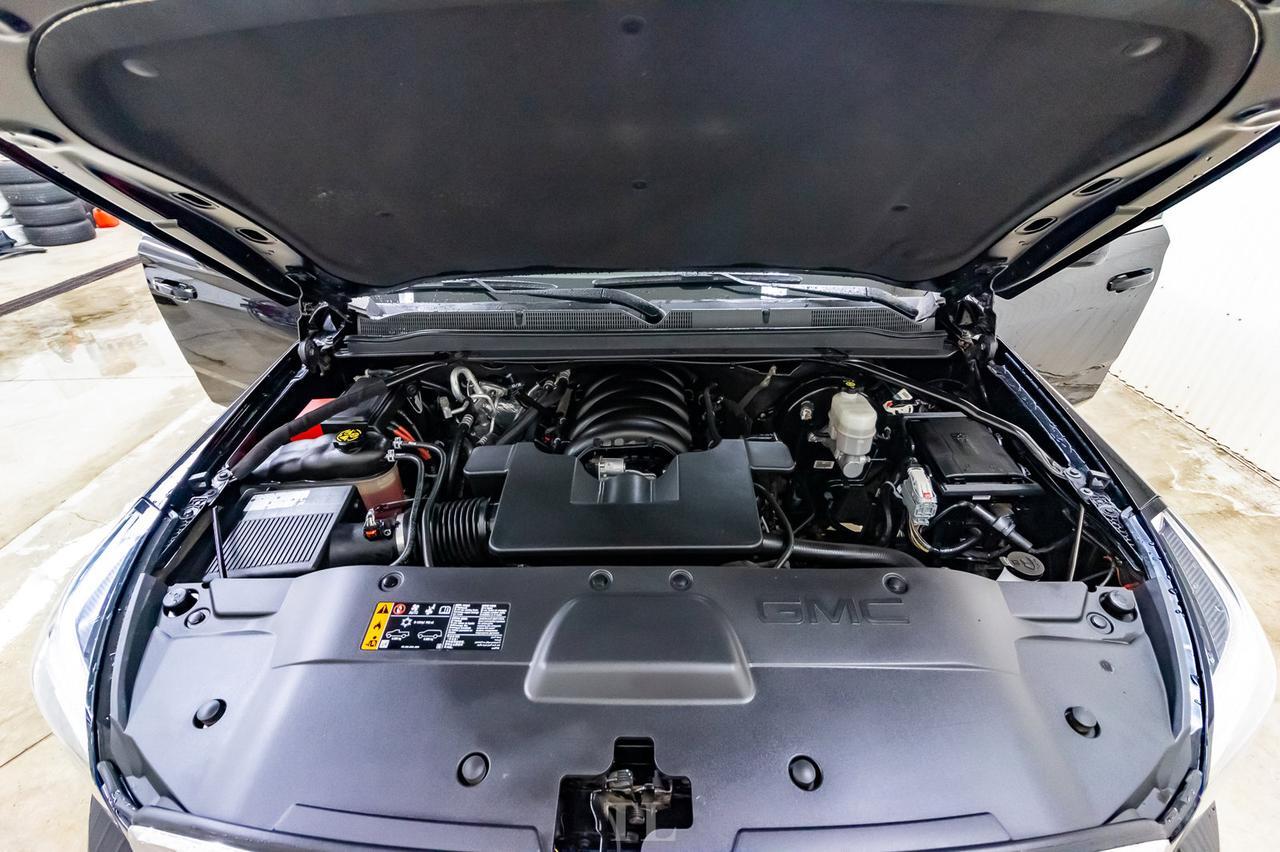 2019 GMC Yukon XL AWD SLT Leather Roof Nav Red Deer AB