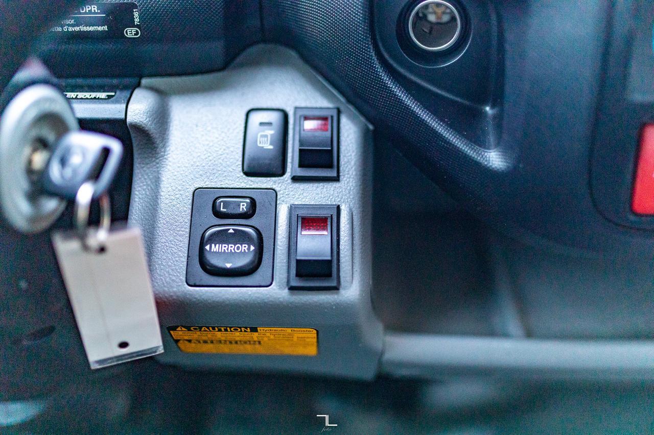 2019 HINO 195 20 Ft. Cube Van Power Liftgate Diesel Red Deer AB