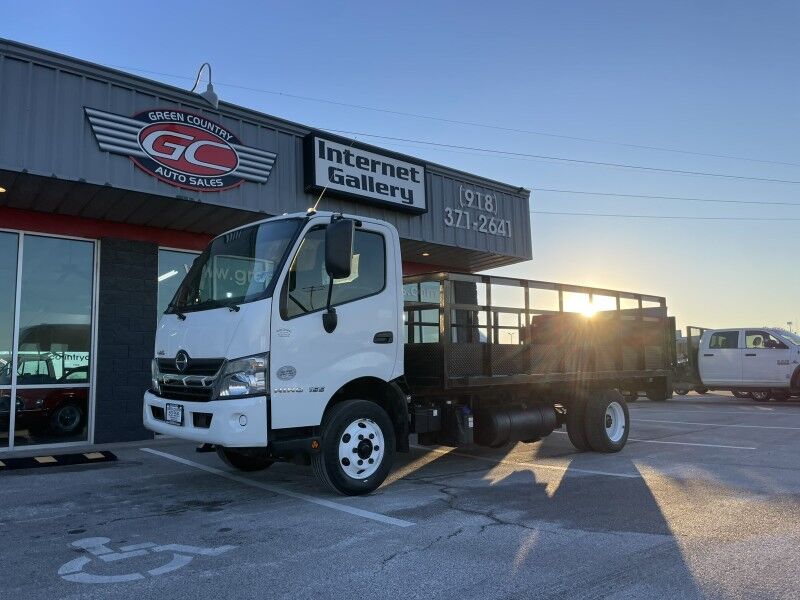 2019 HINO HINO 155 Diesel Stake 14' Flatbed w/ Lift Collinsville OK