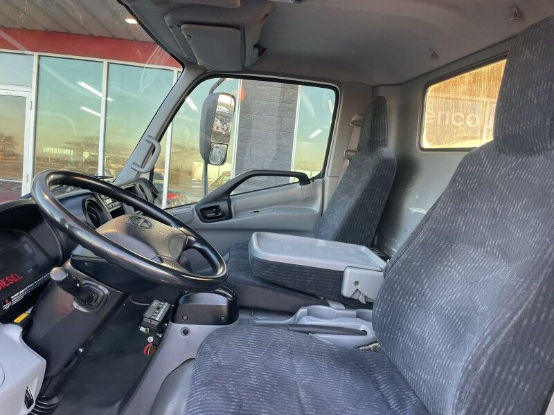 2019 HINO HINO 155 Diesel Stake 14' Flatbed w/ Lift Collinsville OK