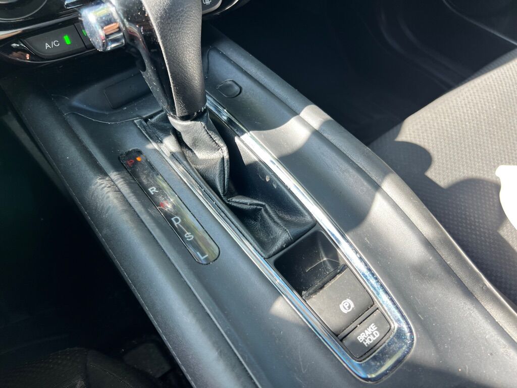 2019 HONDA HR-V LX Des Moines WA