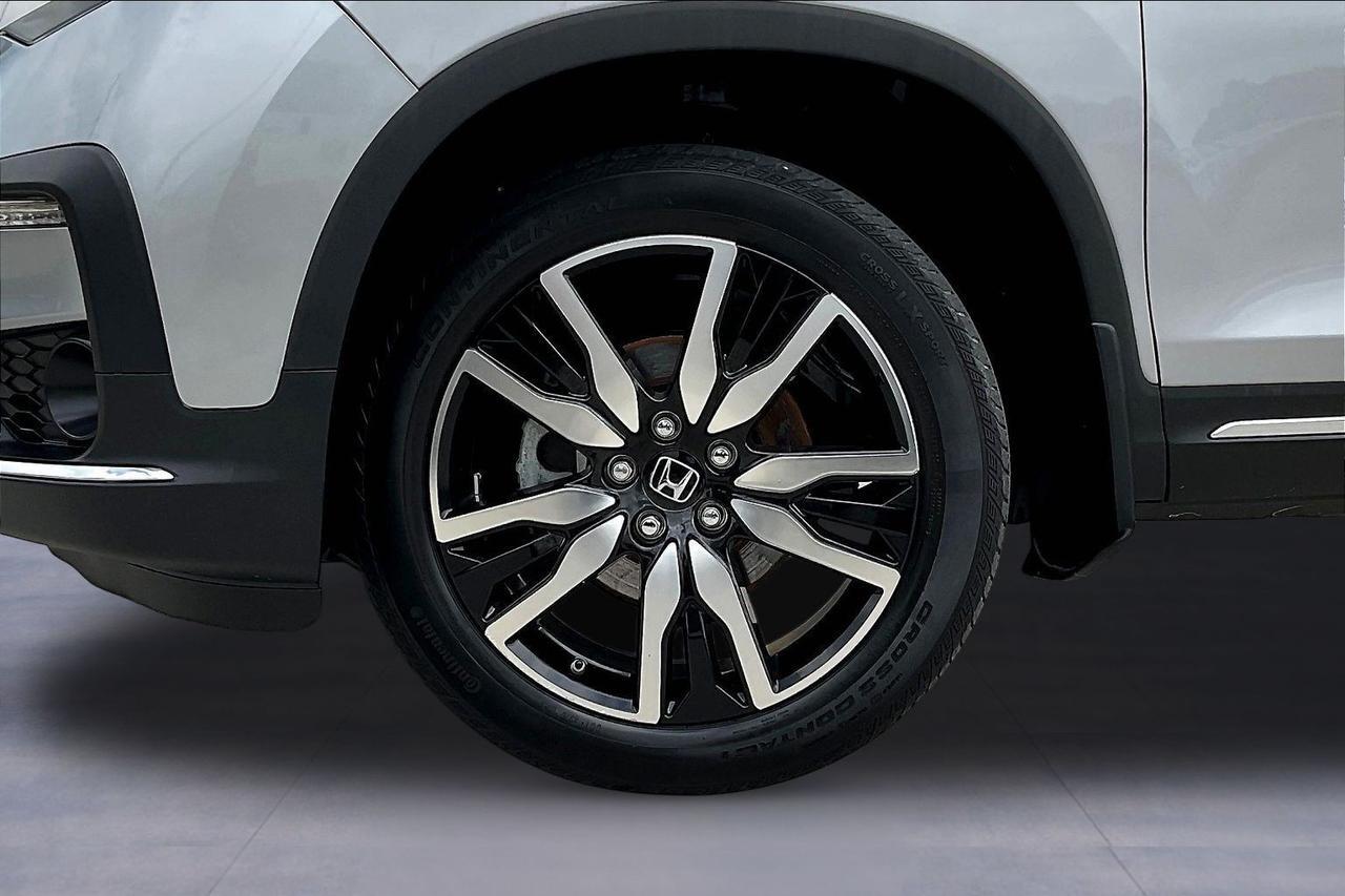 2019 HONDA PILOT TOURING GRAY at Delta Auto Alliance
