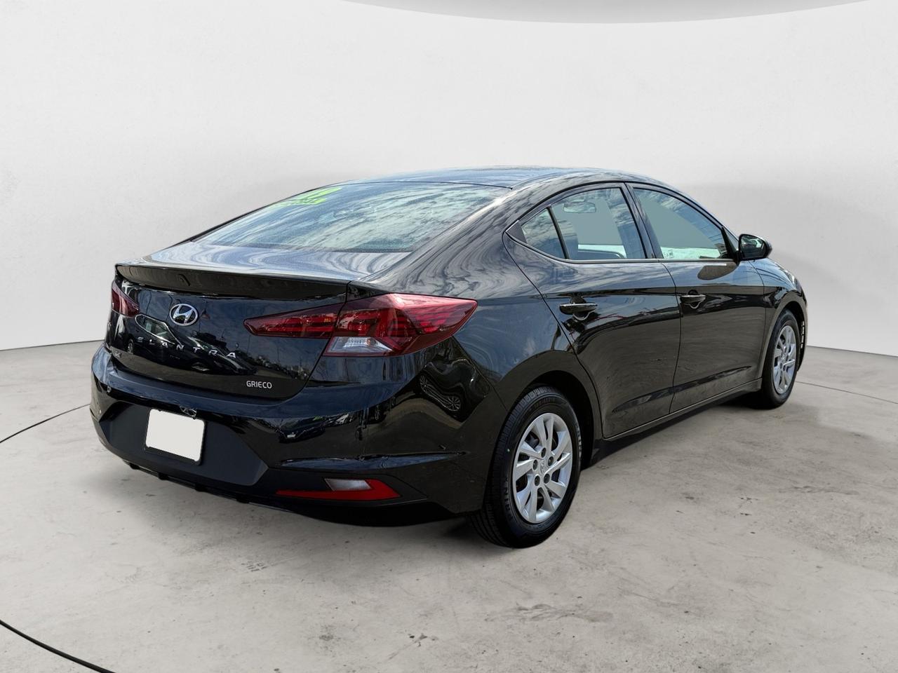 2019 HYUNDAI ELANTRA LIMITED; SE SE Kansas City MO