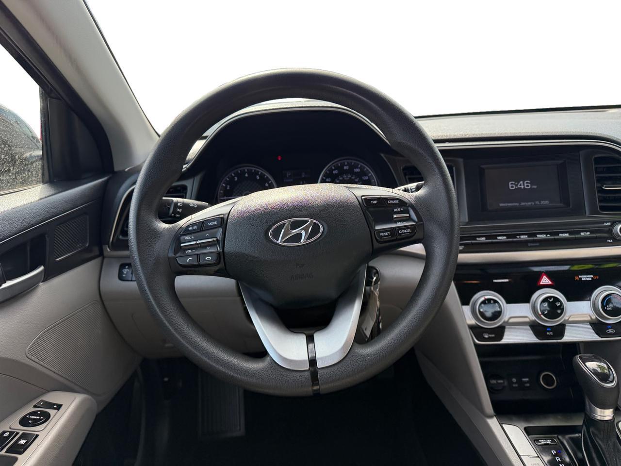 2019 HYUNDAI ELANTRA LIMITED; SE SE Kansas City MO