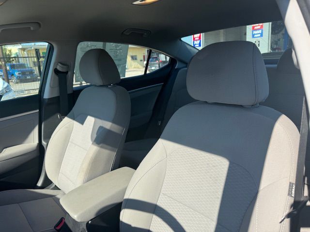 2019 HYUNDAI ELANTRA SE Grand Prairie TX