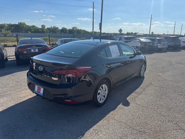 2019 HYUNDAI ELANTRA SE Grand Prairie TX