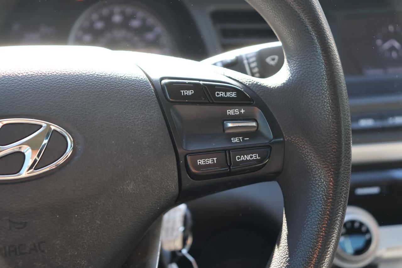 2019 HYUNDAI ELANTRA SE Houston TX