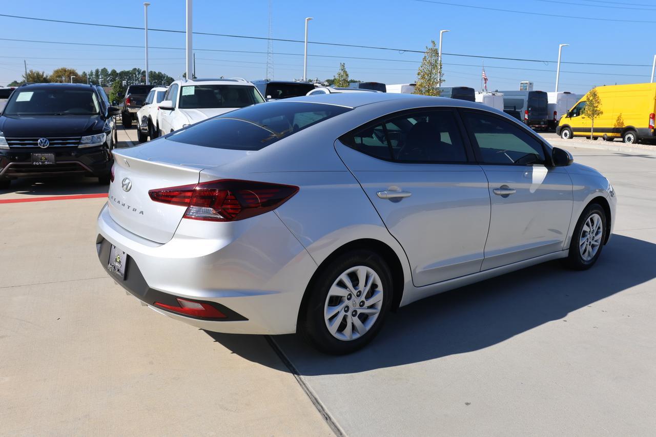 2019 HYUNDAI ELANTRA SE Houston TX