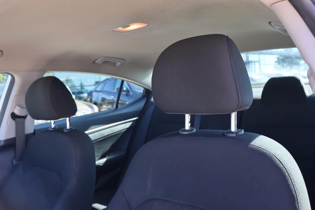 2019 HYUNDAI ELANTRA SE Houston TX