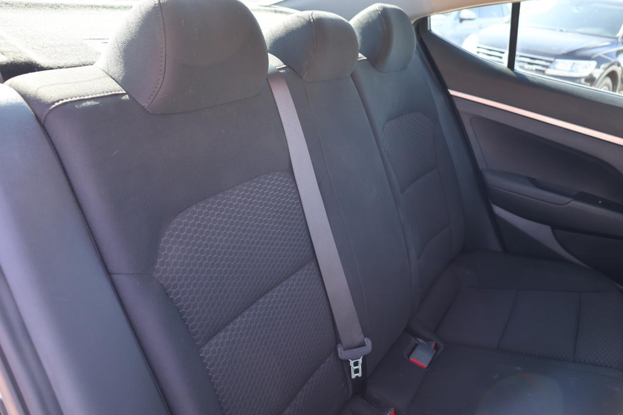 2019 HYUNDAI ELANTRA SE Houston TX