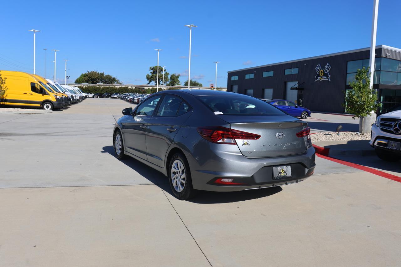 2019 HYUNDAI ELANTRA SE GRAY at G Motors