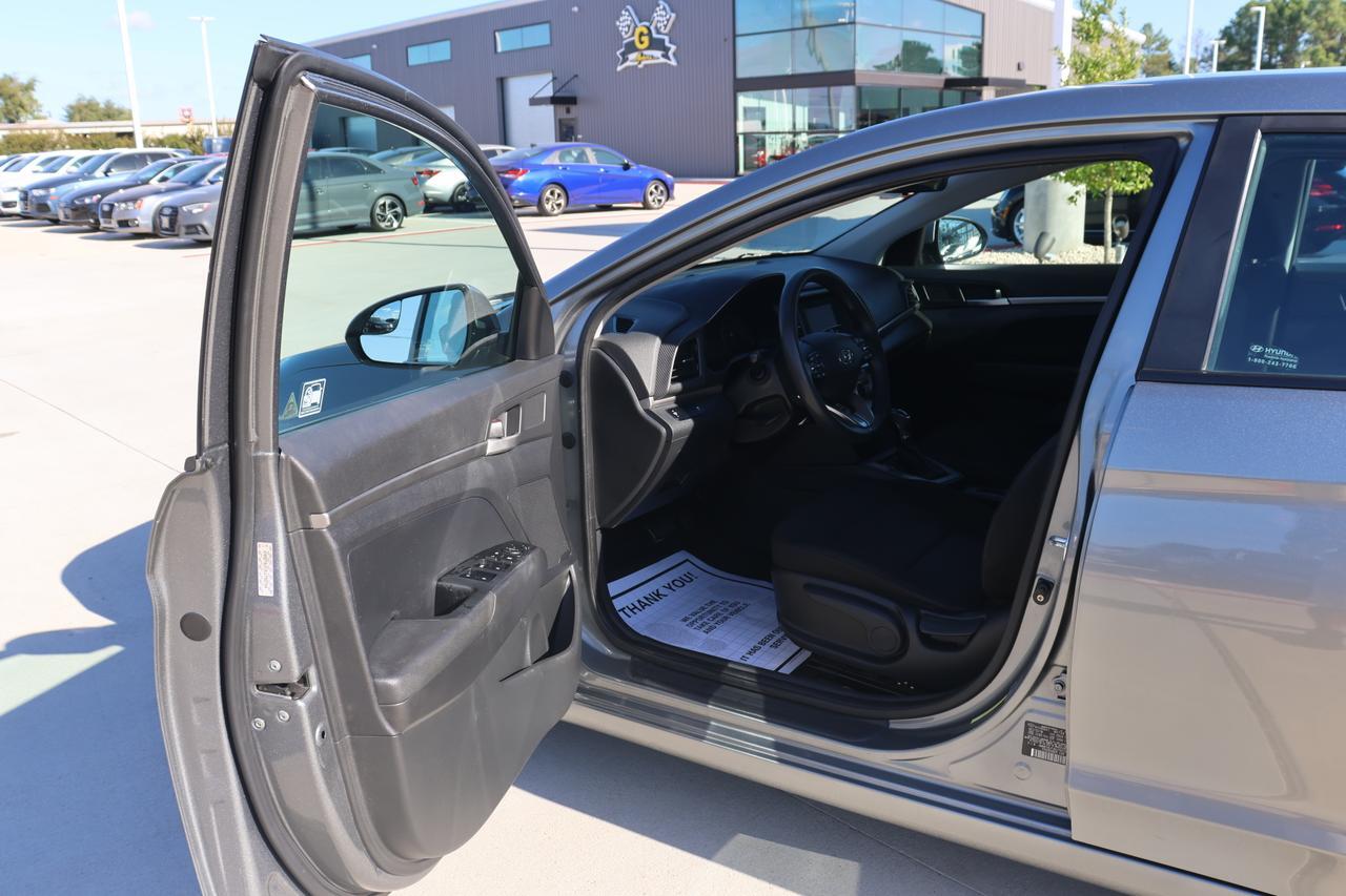 2019 HYUNDAI ELANTRA SE GRAY at G Motors
