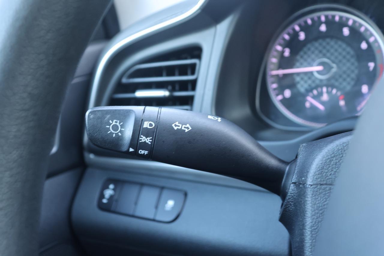 2019 HYUNDAI ELANTRA SE GRAY at G Motors