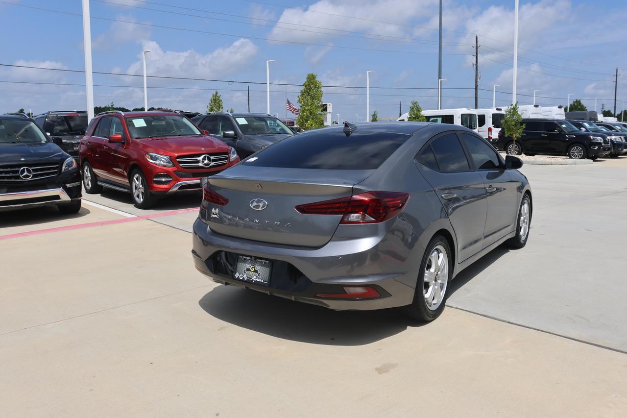 2019 HYUNDAI ELANTRA SEL Houston TX