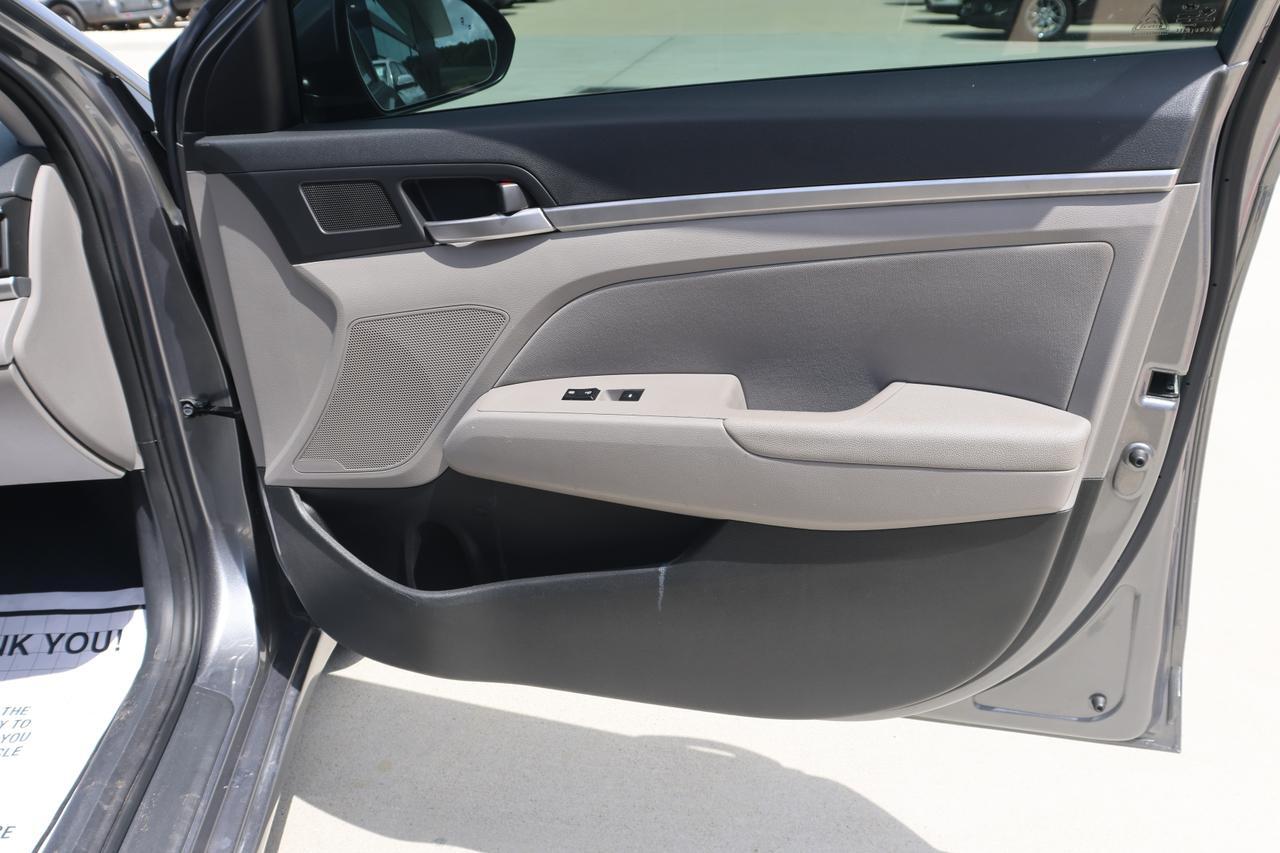 2019 HYUNDAI ELANTRA SEL Houston TX
