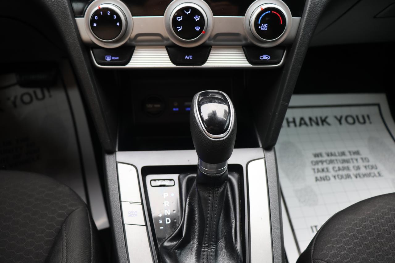 2019 HYUNDAI ELANTRA SEL Houston TX
