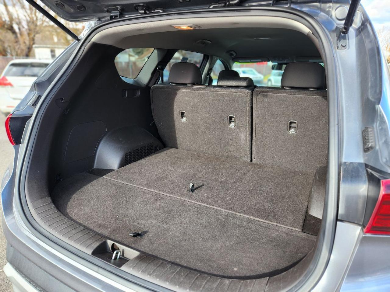 2019 HYUNDAI SANTA FE SE Spokane WA