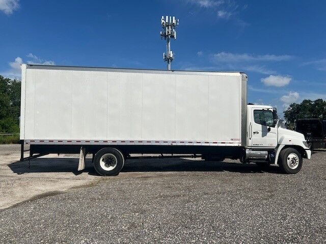 2019 Hino 268A 26' Dry Box Truck Miami FL