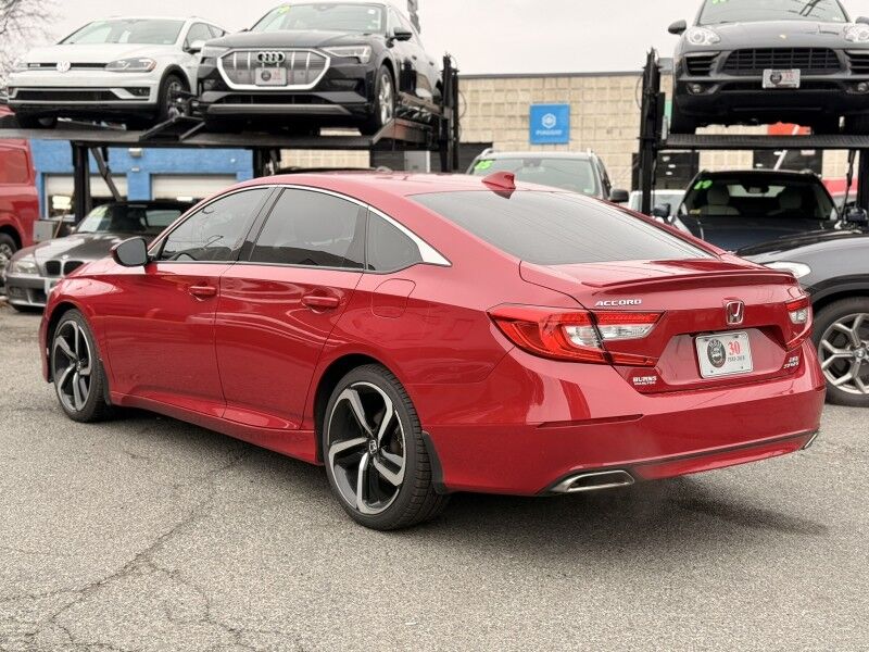 2019 Honda Accord 2.0T Sport photo 3