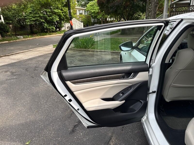 2019 Honda Accord Hybrid Touring FWD Arlington VA