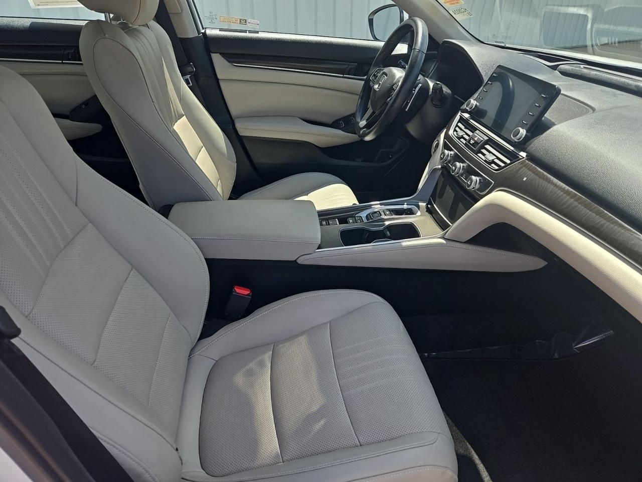2019 Honda Accord Hybrid Touring West Burlington IA