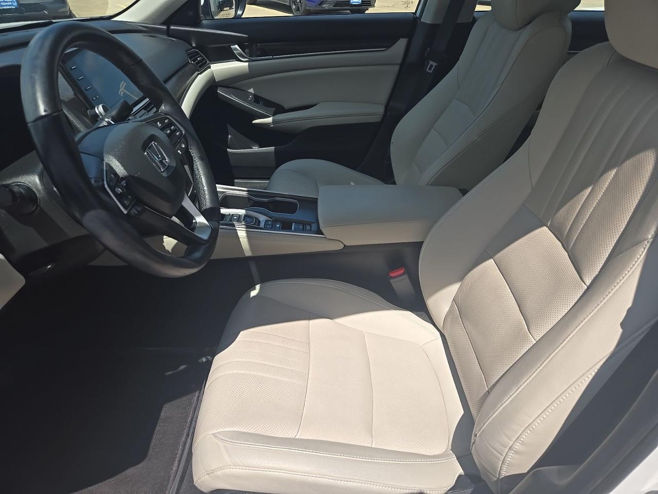 2019 Honda Accord Hybrid Touring West Burlington IA
