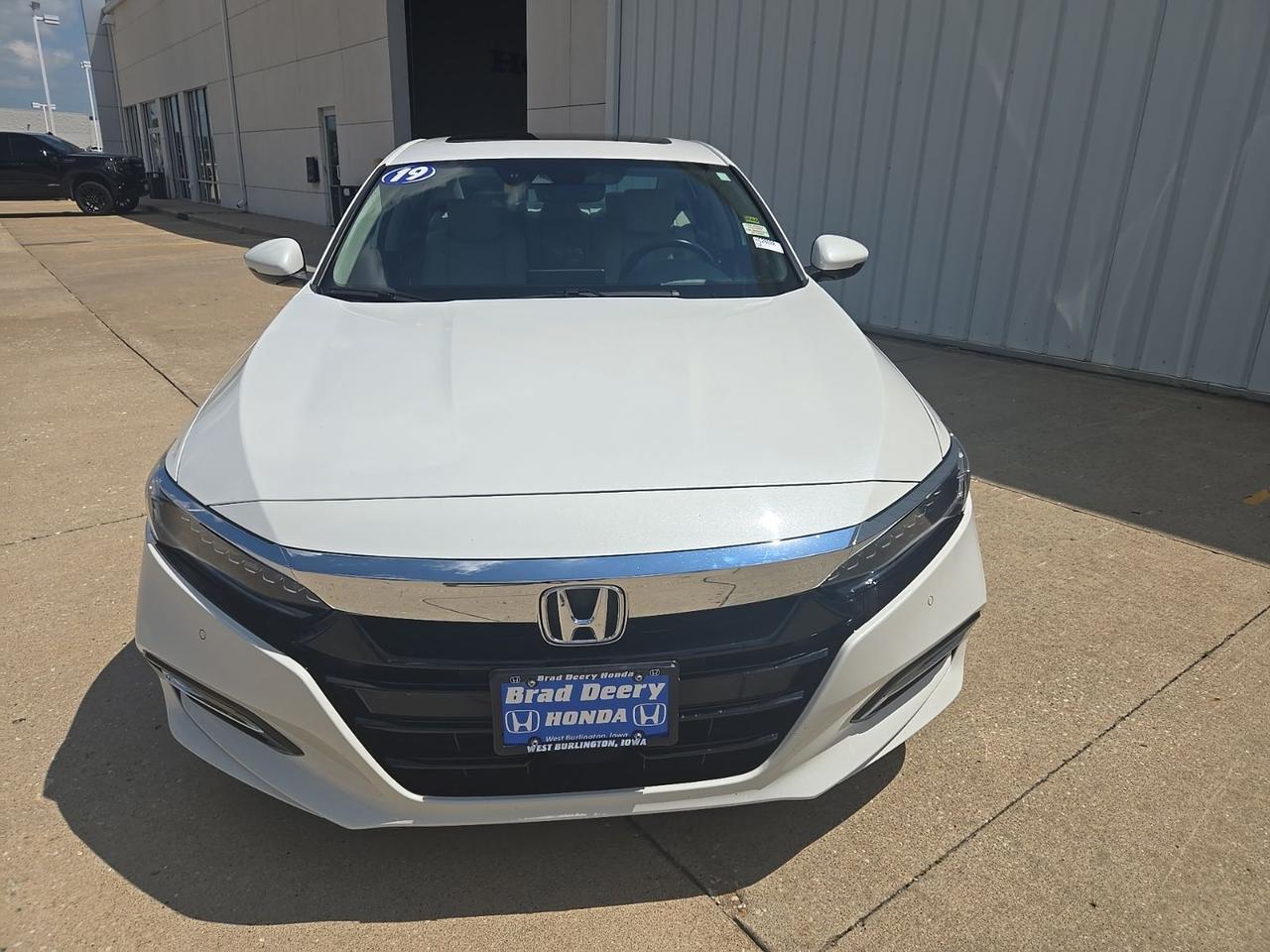 2019 Honda Accord Hybrid Touring